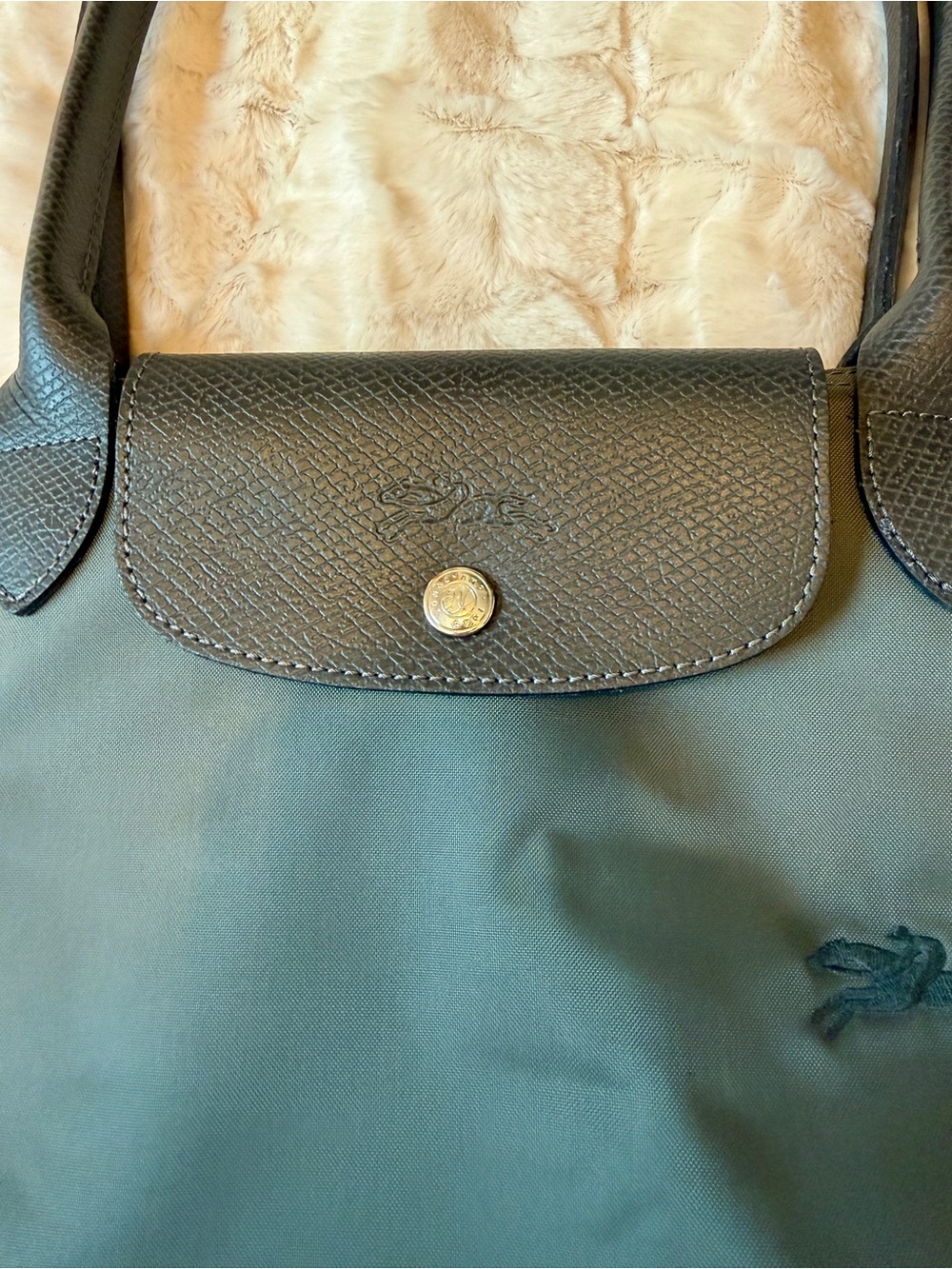 Longchamp Le Pliage Green Recycled Canvas Large Shoulder Tote in graphite - Picture 4 of 16